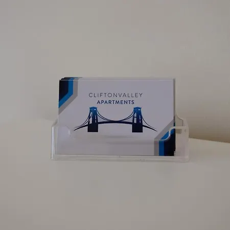 Comfortable And Welcoming Beatrix House By Cliftonvalley * ブリストル