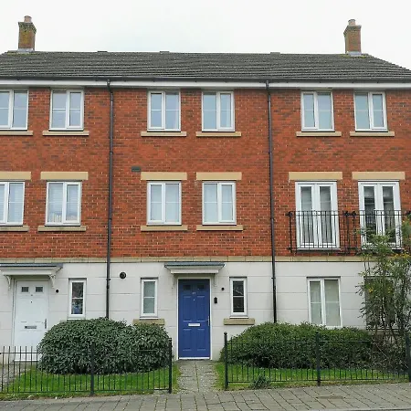 Comfortable And Welcoming Beatrix House By Cliftonvalley Apartment Bristol