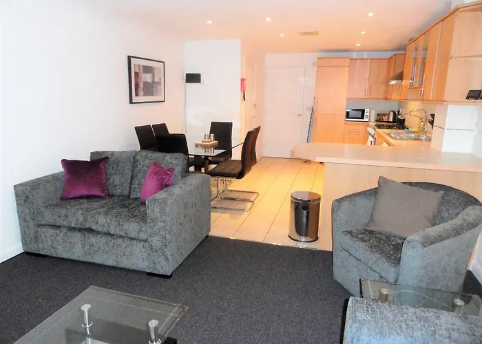 Comfortable And Welcoming Beatrix House By Cliftonvalley