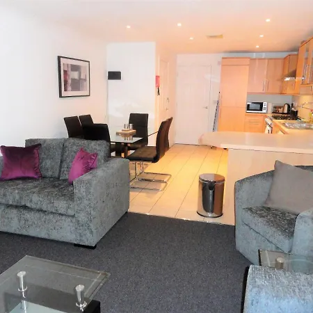 Comfortable And Welcoming Beatrix House By Cliftonvalley